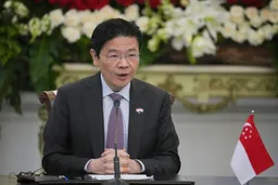 新加坡部长级薪酬基准大涨64% 黄循财计划五年捐出700万新元